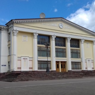 Дворец культуры "Октябрь"